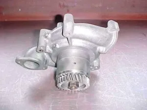 Pompa de apa pentru motor deutz td2011l4w