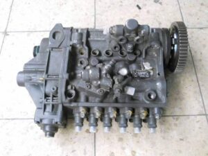 Pompa de injecție bosch second-hand pentru motor diesel 1 Pompa de injecție bosch second-hand pentru motor diesel