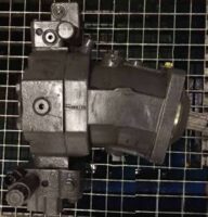 Pompa hidraulica 15223938 pentru Volvo L20F