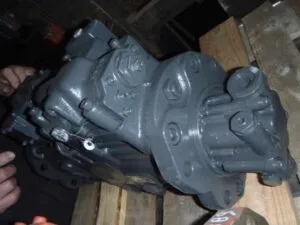 Pompa hidraulică kawasaki k3v63dt