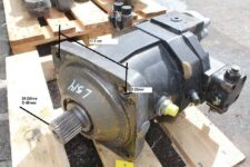 Pompa Hidraulică Liebherr L 514 - 24 Zähne, D 49 mm, D 22 mm, 17,7 cm