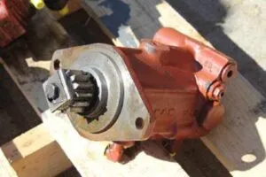 Pompa hidraulică yanmar 401 – model robust și durabil