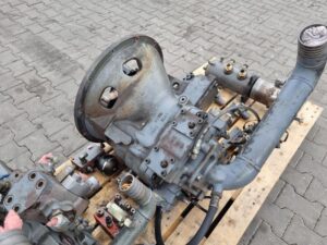 Pompa hidraulică excavator case 9046 rexroth uchida 172 second hand 1 Pompa hidraulică excavator case 9046 rexroth uchida 172 second hand