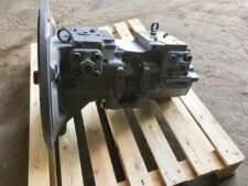 Pompa hidraulică pentru excavator Komatsu PC340-11