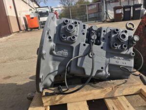 Pompa hidraulică excavator komatsu pc35r/pc120/pc400 - model 708-2l-41230 1 Pompa hidraulică excavator komatsu pc35r/pc120/pc400 – model 708-2l-41230