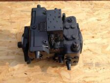 Pompa Hidraulică pentru Excavator OK RH85