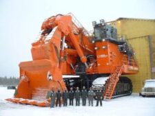 Excavator hidraulic gigant pentru minerit - model Slovacia (dimensiuni specificate)