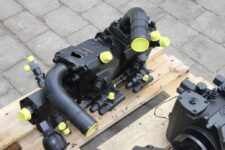Pompa hidraulică second hand pentru excavator O&K L 45 LAA 10 VO 45 DFR 1
