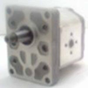 Pompa hidraulică pentru utilaj case 5550 - tip bloc metalic 1 Pompa hidraulică pentru utilaj case 5550 – tip bloc metalic