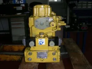 Pompa hidraulică second hand hydromatik a4v56da1 – galben