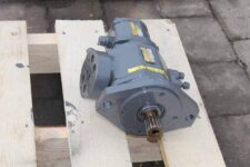 Pompa hidraulică second-hand Rexroth Sigma 1PF2G2 pentru Liebherr PR721