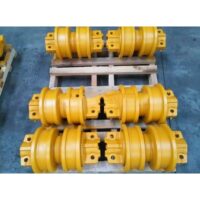 Rola Inferioară pentru Buldozer Dressta TD-15 – Set de 4 Bucăți