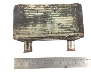 Răcitor ulei motor volvo d6 - 8192444 1 Răcitor ulei motor volvo d6 – 8192444