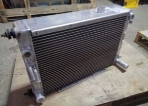 Radiator de răcire pentru buldoexcavator komatsu wb93r5 1 Radiator de răcire pentru buldoexcavator komatsu wb93r5