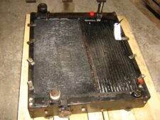 Radiator de răcire pentru utilaje CASE Poclain 81 CK