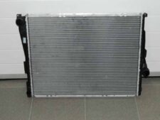 Radiator răcire ulei/lichid de răcire Mercedes
