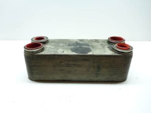 Radiator răcire ulei cutie de viteze pentru volvo 1 Radiator răcire ulei cutie de viteze pentru volvo