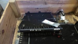 Radiator ulei pentru buldoexcavator jcb 1 Radiator ulei pentru buldoexcavator jcb