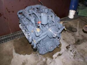 Reparații motor perkins v8540