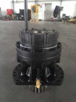Reductor Komatsu PC 240-6 - Piese de Schimb pentru Utilaje Komatsu PC 240-6