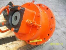 Reductor rotire second hand pentru excavator Atlas 1802E