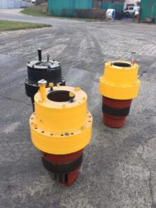 Reductor de rotire second hand pentru excavator liebherr 974, cod 9441837, 9441838 1 Reductor de rotire second hand pentru excavator liebherr 974, cod 9441837, 9441838