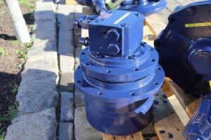 Reductor de mars transmisie finală pentru kubota kh 66h kcl 1 Reductor de mars transmisie finală pentru kubota kh 66h kcl