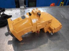 Reductor de Rotire pentru Excavator Case 688-11