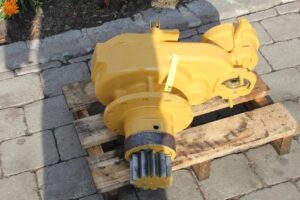 Reductor de rotire caterpillar 212-12 1 Reductor de rotire caterpillar 212-12