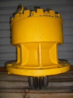 Reductor de Rotire pentru Utilaje Caterpillar - Componentă Industrială Yellow