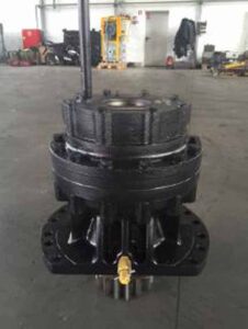 Reductor de rotire pentru komatsu pc 240-11 1 Reductor de rotire pentru komatsu pc 240-11