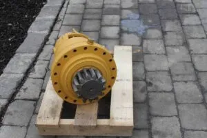 Reductor de rotire galben pentru volvo ec160 ec180