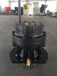 Reductor de rotire cabină pentru excavator komatsu pc 210 nlc-6