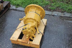 Reductor rotire pentru excavator caterpillar 320 plasat pe palet