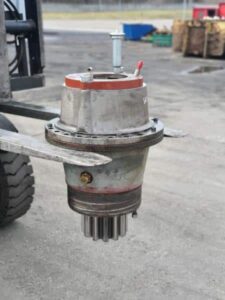 Reductor de rotire pentru excavator liebherr r954 b