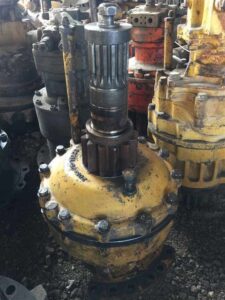 Reductor de rotire pentru komatsu pc200-3/pc220-3 1 Reductor de rotire pentru komatsu pc200-3/pc220-3