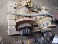 Reductor de rotire pentru excavatoare Komatsu PC200, PC300 și PC400
