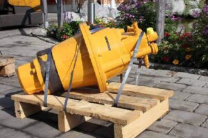 Reductor de rotire pentru liebherr r965bhd, r971, r971hd - second hand 1 Reductor de rotire pentru liebherr r965bhd, r971, r971hd – second hand