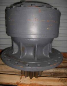 Reductor de rotire pentru excavator caterpillar cat 330l - piesă de schimb 1 Reductor de rotire pentru excavator caterpillar cat 330l – piesă de schimb