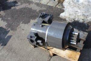 Reductor de rotire pentru utilaje volvo