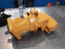 Reductor Rotire pentru Excavator Case 688