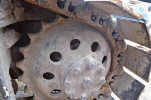 Roată motrică pentru excavator caterpillar 215 1 Roată motrică pentru excavator caterpillar 215