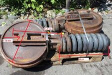 Rola Ghidaj Intinzator Excavator Hitachi FH 220 cu Dimensiuni: D-73 mm, D-45 cm, L-51.5 cm, L-58 cm