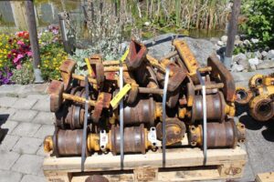 Role inferioare second hand pentru excavator liebherr r921