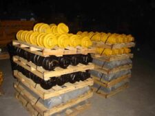 Role, șenile, role flanșă simplă, role flanșă dublă, roți de ghidaj - pe stoc