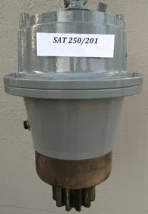 Reductor de rotire sat 250/201