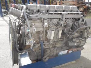 Motor diesel scania dt1202 pentru camion 1 Motor diesel scania dt1202 pentru camion