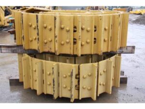 Șenile komatsu d375a – șenile utilaje grele mureș