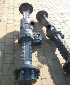 Set axa pentru încărcător frontal komatsu wa 85 - import germania 1 Set axa pentru încărcător frontal komatsu wa 85 – import germania