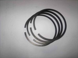 Set segmenti motor pentru isuzu c240 1 Set segmenti motor pentru isuzu c240